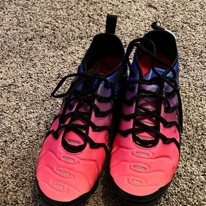 Nike Air Vapor Max Plus.  Women’s size 10